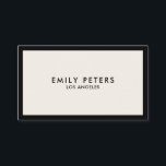 Minimal Beruflich Luxus Black Ivory Chic Visitenkarte<br><div class="desc">Minimal Beruflich Luxus Black und Elfenbeinweiße Visitenkarte. Einfache und elegante Visitenkarten-Designvorlage,  personalisieren Sie alle Texte und Farben für ein einzigartiges Aussehen.</div>