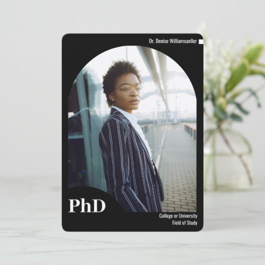 Minimal Black Arch Foto PhD Abschluss Ankündigung (Stehend Vorderseite)