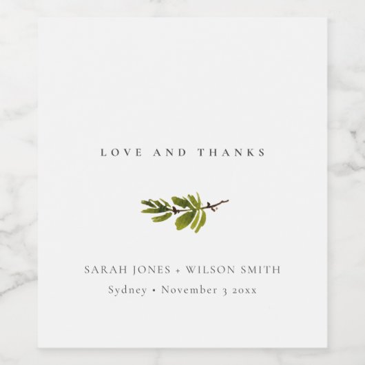 Minimal Black & White Pine Branch Foliage Hochzeit Weinetikett (Einzelnes Label)