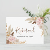 Minimal Boho Floral Wedding vorbehaltenes Zeichen Einladung (Stehend Vorderseite)
