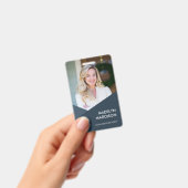 Minimal dunkelblauer Foto Notar Signierung Agent B Ausweis (Handheld)