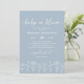 Minimal Dusty Blue Boho Wildblume Babydusche Einladung (Stehend Vorderseite)