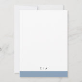 Minimal Dusty Blue Moderne Elegante Hochzeit Einladung (Rückseite)