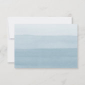 Minimal Dusty Blue Watercolor Ombre Wedding RSVP Karte (Rückseite)
