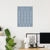 Minimal Dusty Blue Wedding 24 Table Seating Chart Poster (Heimbüro)