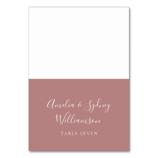 Minimal Dusty Rose Script Individuelle Name Platzk Tischnummer (Vorderseite)