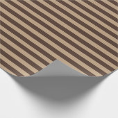 Minimal elegant Beige, braune Streifen Geschenkpapier (Ecke)