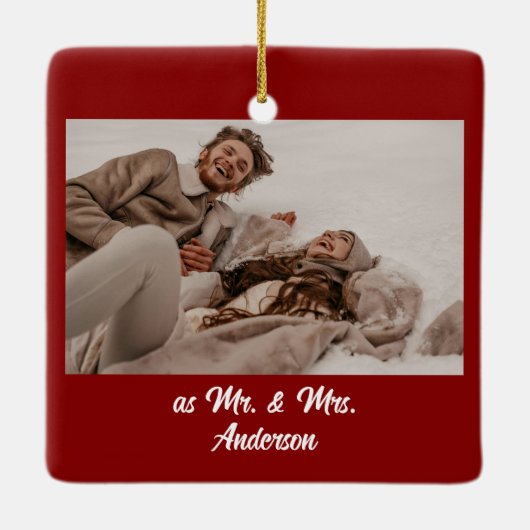 Minimal Elegant Newlyweds First Christmas 2 Foto Keramikornament (Rückseite)