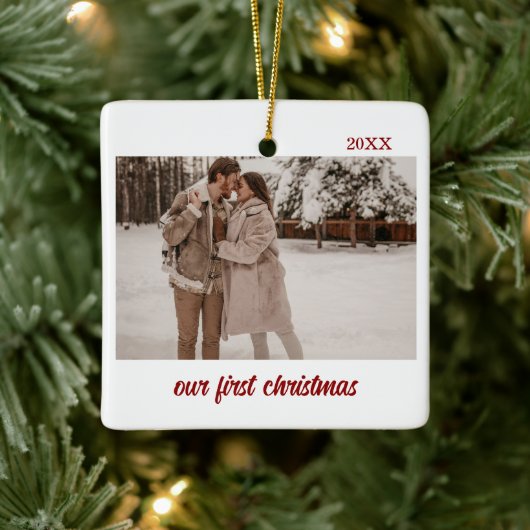 Minimal Elegant Newlyweds First Christmas 2 Foto Keramikornament (Baum)