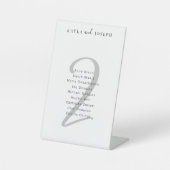 Minimal Elegant Wedding Guest List Tischnummer 2 Sockelschild (Vorderseite)