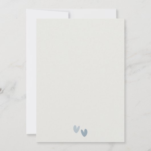Minimal Elegante Pastel Dusky Blue Hearts Wedding Dankeskarte (Rückseite)