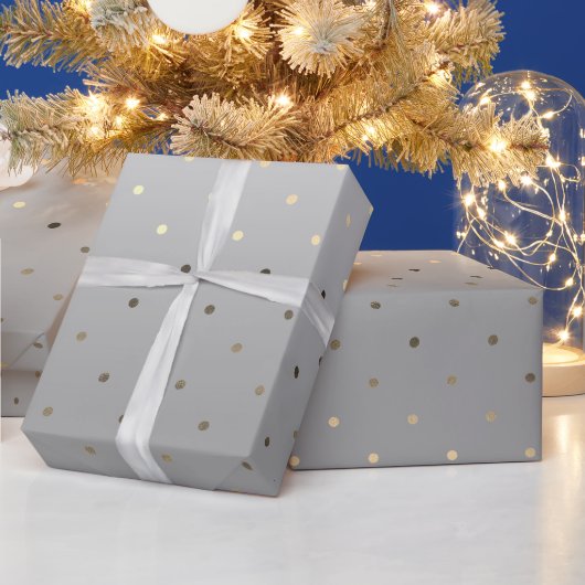 Minimal elegante Weihnachten Tiny Gold Polka Dots Geschenkpapier (Feiertage)