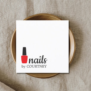 Minimal elegante weiße rote Nägel Quadratische Visitenkarte