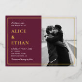 Minimal Elegantes Foto Fall Marsala Hochzeit Folieneinladung (Vorderseite)