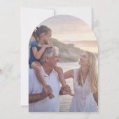 Minimal Elegantes Foto Glücklichste Arch Weihnacht Einladung (Rückseite)