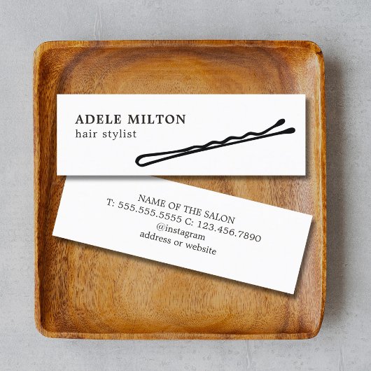 Minimal Elegantes Schwarz-weißes Button Mini Visitenkarte