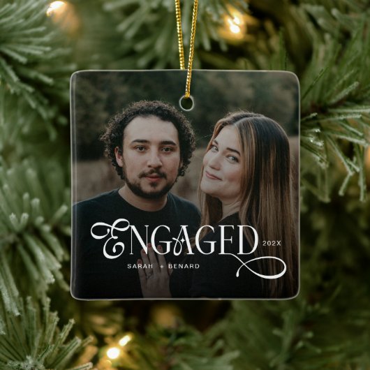 Minimal Engaged Couples Photo Stylish Christmas Keramikornament (Baum)