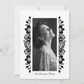 Minimal Floral Back & White Garland Photo Funeral Einladung (Rückseite)