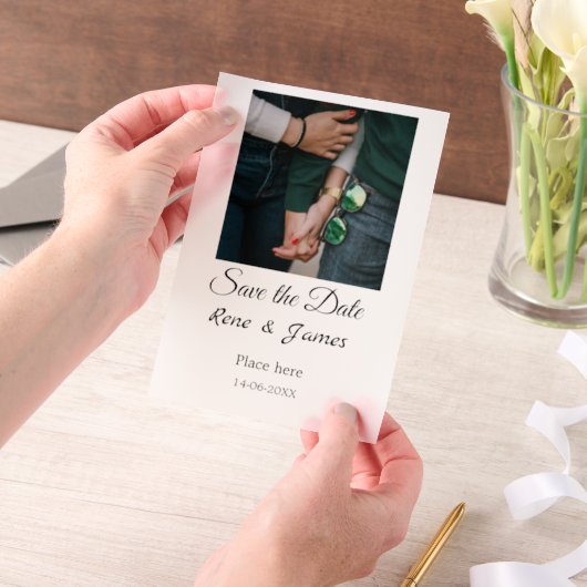 Minimal Foto Schwarz klassisch elegant gerettet Pergament Einladungen (Handgehalten)