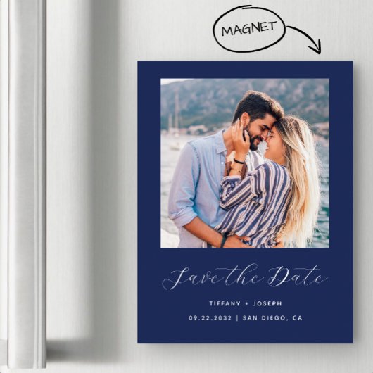 Minimal Foto Script Navy Blue Magneteinladung