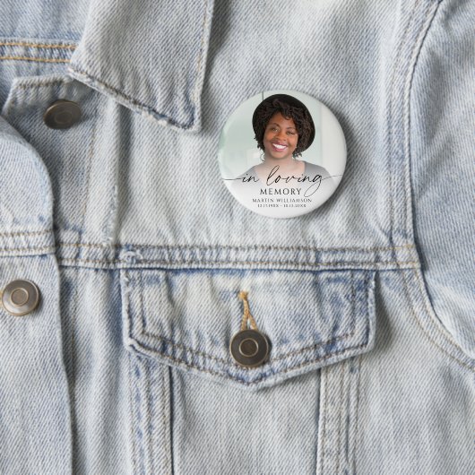 Minimal Funeral Photo In Loving Memory Memorial Button (Beispiel)