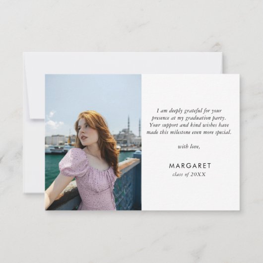 Minimal Gold Grad Cap Moderner Foto Abschluss Dankeskarte (Rückseite)