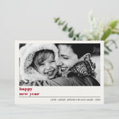 Minimal grafisch | Ruby red Happy new Year Foto Karte (Stehend Vorderseite)