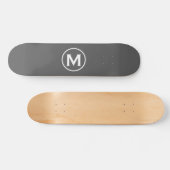 Minimal-Grau-Monogramm Skateboard (Horizontal)