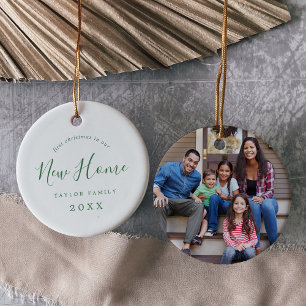 Minimal Grün 1. Weihnachten in unserem neuen Zuhau Keramik Ornament