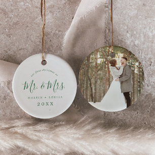 Minimal grünes, frisch gezogenes 1. WeihnachtsWed Keramik Ornament
