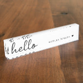 Minimal Hello | Modern Heart Clean Simple White Namensplakette (Seite)