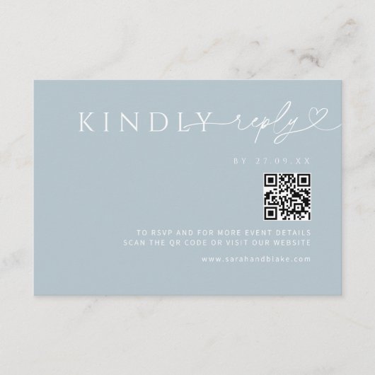 Minimal Icy Blue Heart Antwort mit QR Code Begleitkarte (Vorderseite)