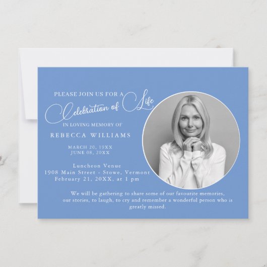 Minimal leicht Blauer Feiertag Einladung (Vorderseite)