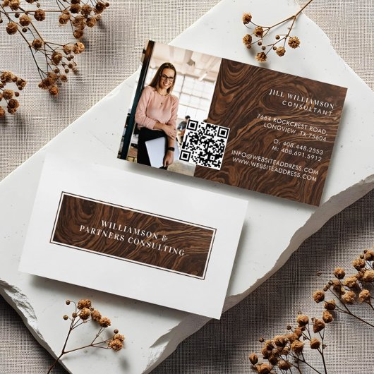 Minimal Modern Elegant Woodgrain Photo QR Code Visitenkarte