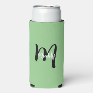 Minimal Modern Green Monogram Name + Initial Selters Dosenkühler