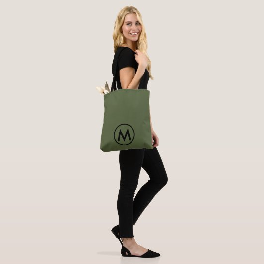 Minimal Modern Olive Green Monogram Tasche (Am Model)