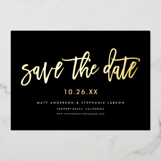 Minimal moderne Skripte Save the Date Schwarzes Go Folieneinladung (Vorderseite)