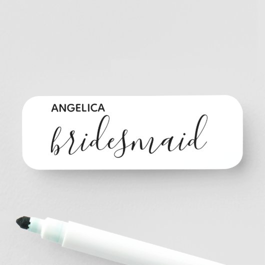 Minimal moderne Typografie Hochzeit Bridesmaid Ges Namensschild (Beispiel)