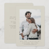 Minimal Moderne Verlobung Ankündigung Foto-Karte (Vorne/Hinten)