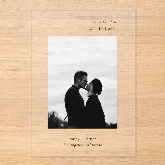 Minimal modernes Foto löschen Hochzeit das Datum s Acryleinladungen (Vorderseite)