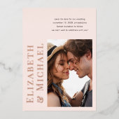 Minimal Modernes Foto Save the Date rosa Folieneinladung (Vorderseite)