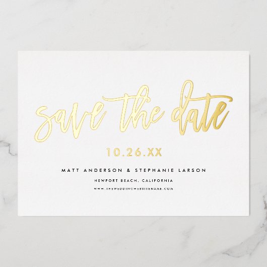 Minimal Modernes Script Save the Date Gold Folieneinladung (Vorderseite)