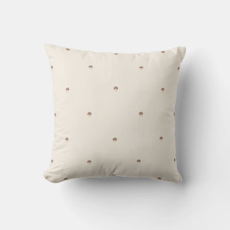 Minimal Mushroom Pattern Pillow – Light Background Kissen