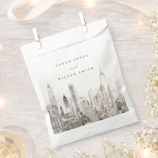 Minimal New York City Skyline Watercolor Wedding Geschenktütchen (Ausgeschnitten)
