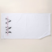 "Minimal Pastel Pink Initial & Name Personalisiert Strandtuch (Vorderseite)