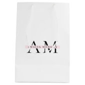 Minimal Pastel Pink Initial & Personalisiert Mittlere Geschenktüte (Rückseite)