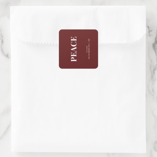 Minimal PEACE | Deep Red Holiday Quadratischer Aufkleber (Tasche)