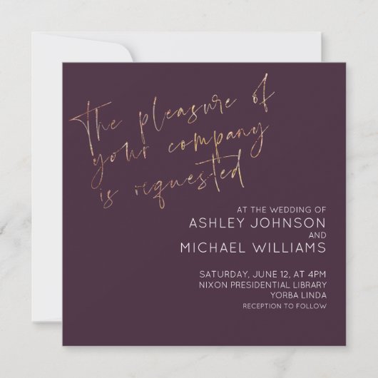 Minimal Plum Gold Script Foto Hochzeit Einladung (Vorderseite)