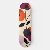 Minimal Poppy Bloom Skateboard (Vorderseite)