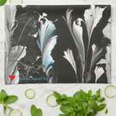 Minimal Rotes Herz White Black Original Garten Geschirrtuch (Gefaltet)